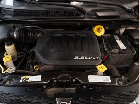 Used 2014 Dodge Grand Caravan American Value Package image 36