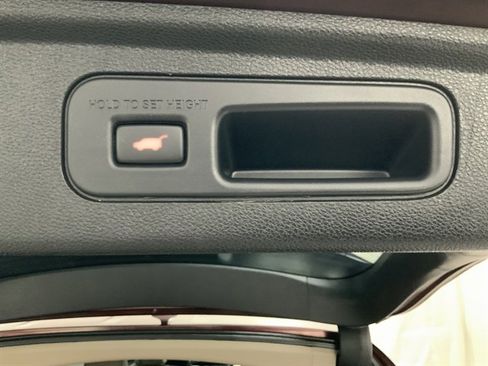 Used 2018 Honda Odyssey EX-L image 17