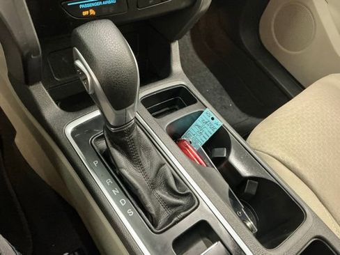 Used 2019 Ford Escape SE image 22