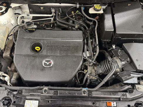Used 2011 MAZDA MAZDA3 i Sport FWD image 40