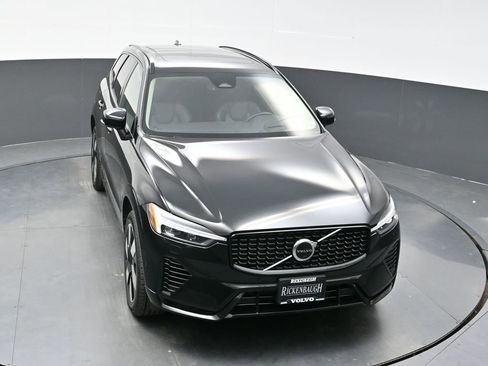 Used 2023 Volvo XC60 T8 Ultimate w/ Climate Package image 32
