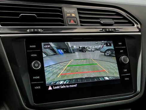Used 2024 Volkswagen Tiguan SEL R-Line image 19