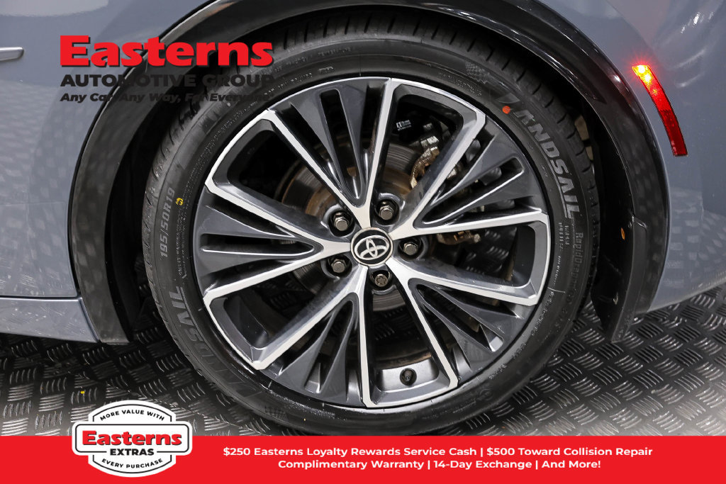 Used 2023 Toyota Prius XLE AWD/4WD image 9