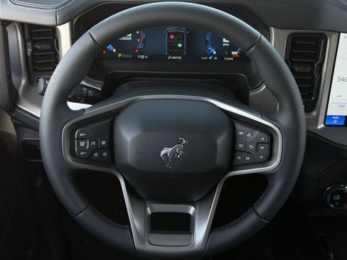 New 2026 Ford Bronco Outer Banks AWD/4WD image 12