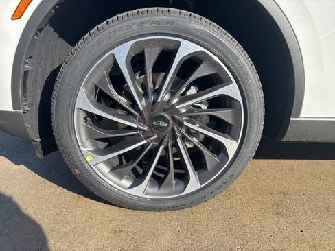 New 2026 Lincoln Aviator Reserve AWD/4WD image 42