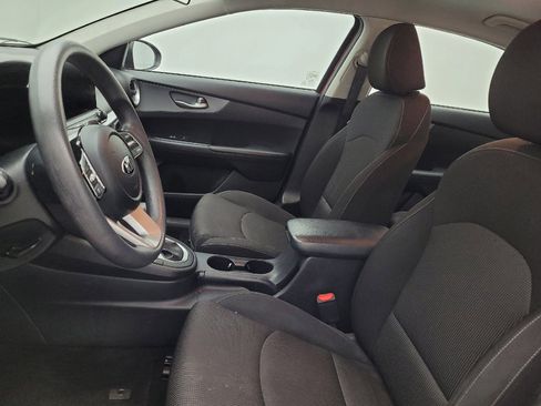 Used 2021 Kia Forte LXS FWD image 17