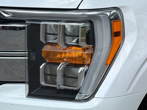 Used 2022 Ford F150 Lariat w/ Trailer Tow Package image 4