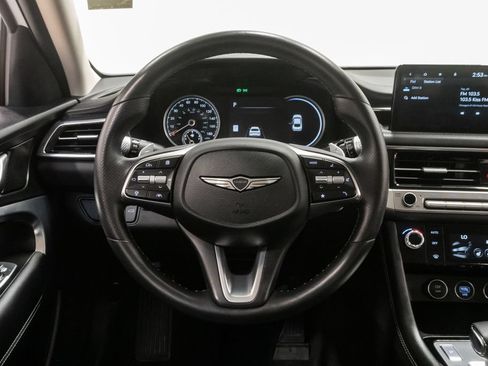 Used 2025 Genesis G70 2.5T AWD/4WD image 13