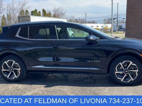 Certified 2024 Chevrolet Equinox EV LT FWD image 9