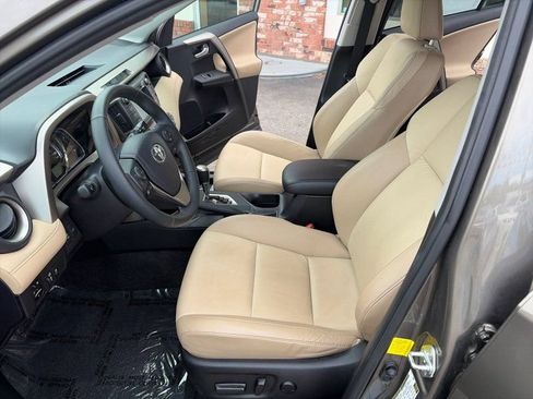 Used 2015 Toyota RAV4 Limited AWD/4WD image 13