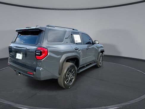 Used 2026 Toyota 4Runner SR5 AWD/4WD image 11