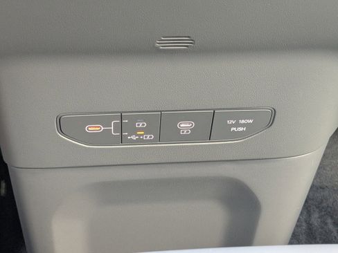 New 2026 Kia EV9 Wind image 27