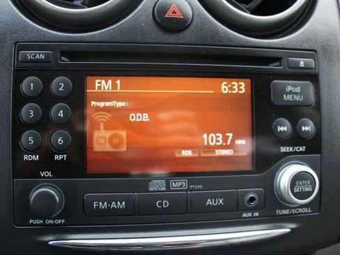 Used 2011 Nissan Rogue SV image 10