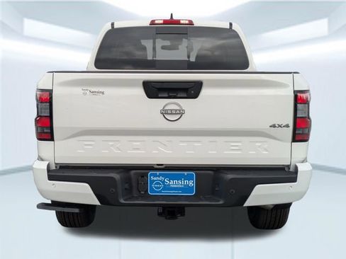 New 2026 Nissan Frontier SV w/ All-Weather Content Package AWD/4WD image 18