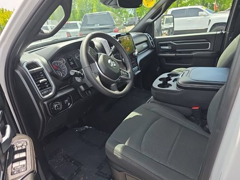 Used 2026 RAM 2500 Big Horn AWD/4WD image 13