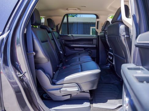 Used 2022 Ford Expedition Max XLT AWD/4WD image 35