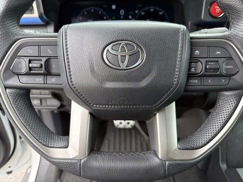 Used 2024 Toyota Tacoma TRD Sport RWD image 23