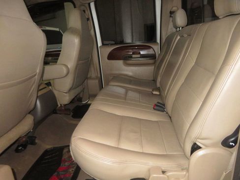 Used 2004 Ford F250 Lariat image 25