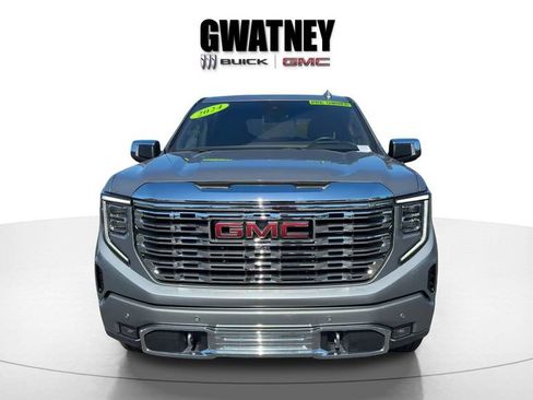 Used 2024 GMC Sierra 1500 Denali w/ Denali Reserve Package AWD/4WD image 8