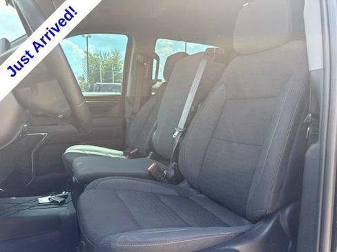 Used 2023 Chevrolet Silverado 1500 LT w/ Convenience Package II AWD/4WD image 9