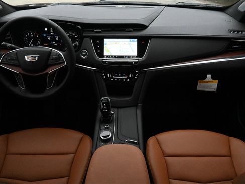 New 2026 Cadillac XT5 Premium Luxury w/ Driver Assist Package image 7