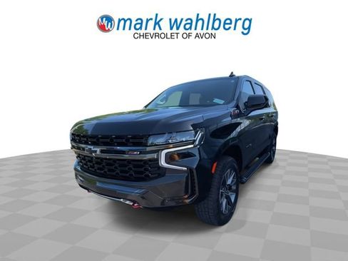 Used 2021 Chevrolet Tahoe Z71 w/ Z71 Signature Package AWD/4WD image 3