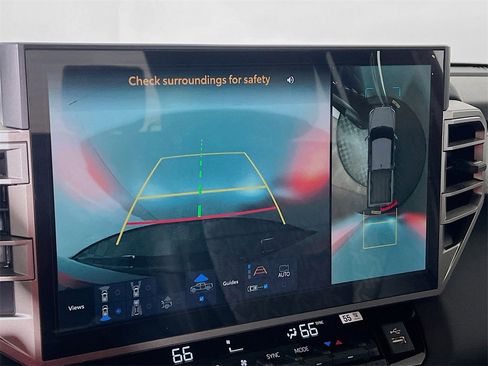 Used 2025 Toyota Tundra Limited image 12