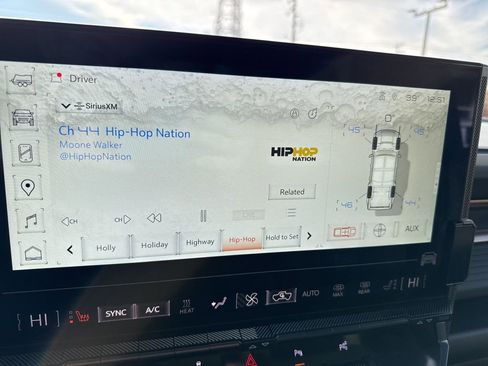 Used 2025 GMC Hummer EV 3X image 31