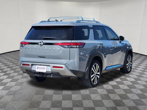 Used 2024 Nissan Pathfinder Platinum w/ Cargo Package FWD image 5