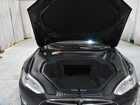 Used 2013 Tesla Model S Performance image 9