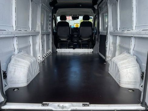 Used 2023 RAM ProMaster 2500 image 11