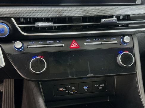 Used 2025 Hyundai Sonata SEL image 23
