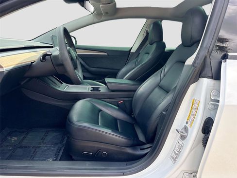Used 2023 Tesla Model 3 Standard Range image 21