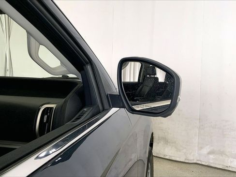 Used 2025 Ford Expedition Max Active RWD image 11