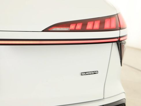 New 2026 Audi Q3 quattro 2.0T AWD/4WD image 32
