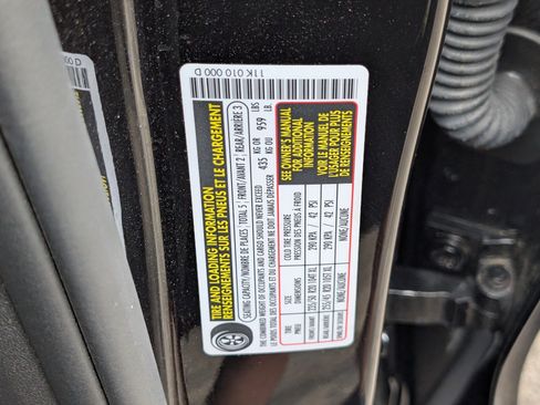 Used 2023 Volkswagen ID.4 Pro S RWD image 39