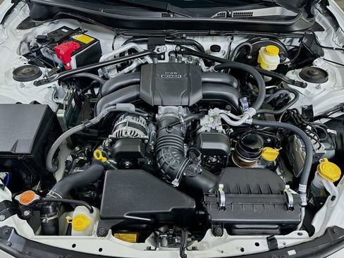 Used 2025 Subaru BRZ tS image 26