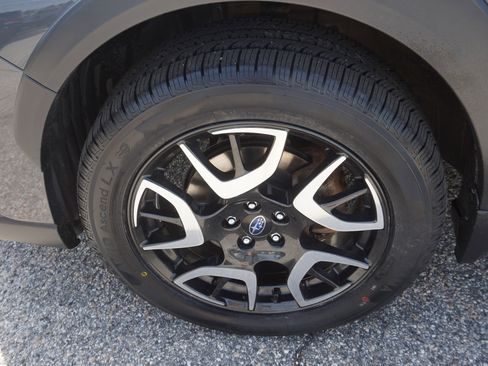 Used 2021 Subaru Crosstrek Hybrid w/ Moonroof Package w/Navigation AWD/4WD image 9