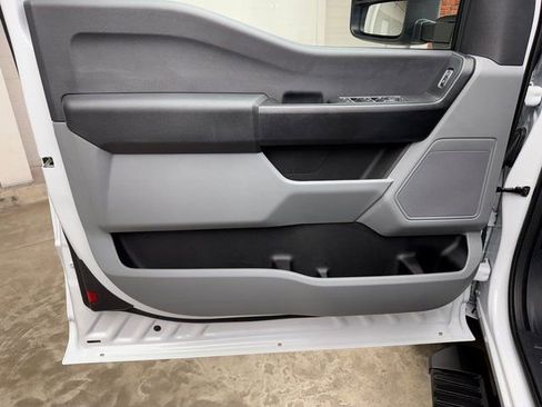 New 2025 Ford F250 XL w/ XL Chrome Package image 10