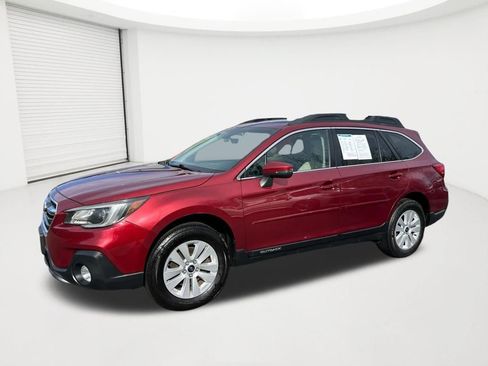 Used 2018 Subaru Outback 2.5i Premium AWD/4WD image 1