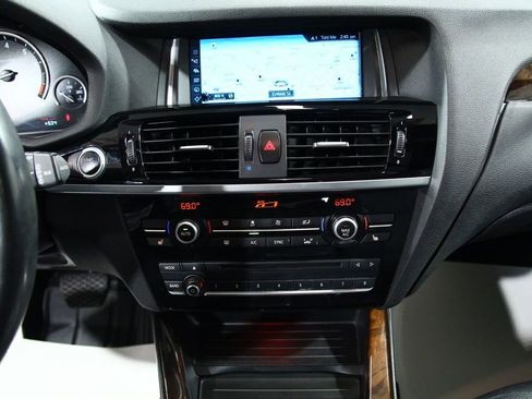 Used 2017 BMW X3 xDrive35i image 21