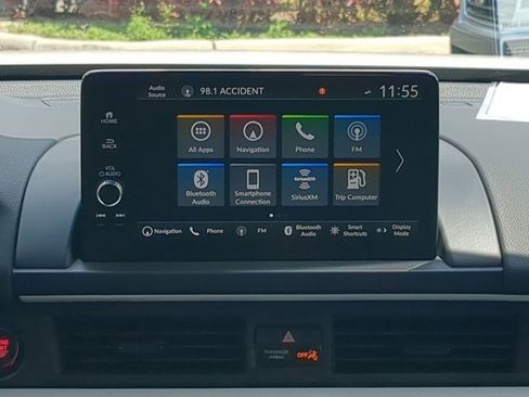 New 2025 Honda Pilot Touring image 16