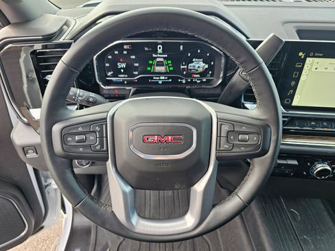 Used 2024 GMC Sierra 1500 Elevation w/ LPO, Elevation Black Package image 17