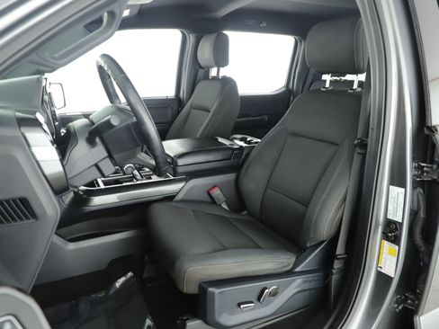 Used 2021 Ford F150 XLT w/ Equipment Group 302A High image 12