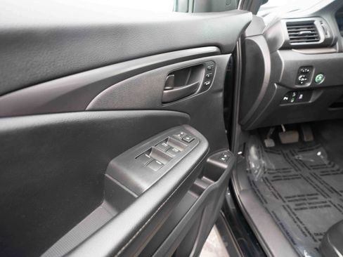 Used 2023 Honda Passport EX-L image 7