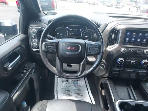Used 2022 GMC Sierra 2500 AT4 w/ AT4 Premium Plus Package AWD/4WD image 16