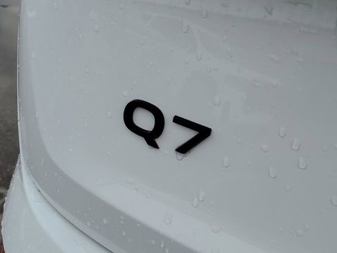 Used 2025 Audi Q7 3.0T Premium Plus AWD/4WD image 35