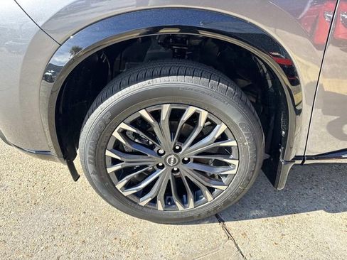 New 2026 Nissan Rogue Platinum image 3