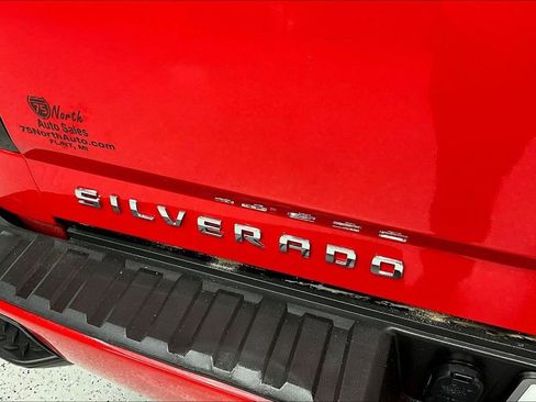 Used 2017 Chevrolet Silverado 1500 Custom w/ Custom Convenience Package image 22