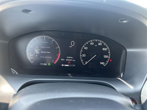Used 2024 Honda HR-V LX image 16